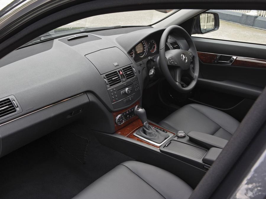  Mercedes-Benz C220 CDI )AU) 2007 года  (фото 12 из 15)